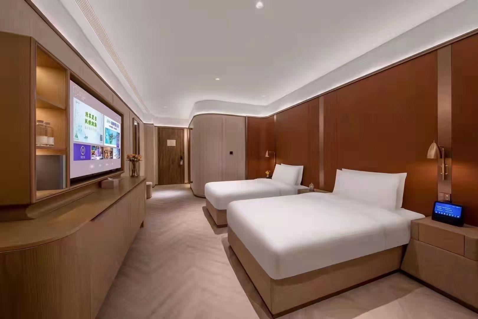南京商务型酒店最大容纳80人的会议场地|桔子水晶奥体CBD国际博览中心酒店的价格与联系方式